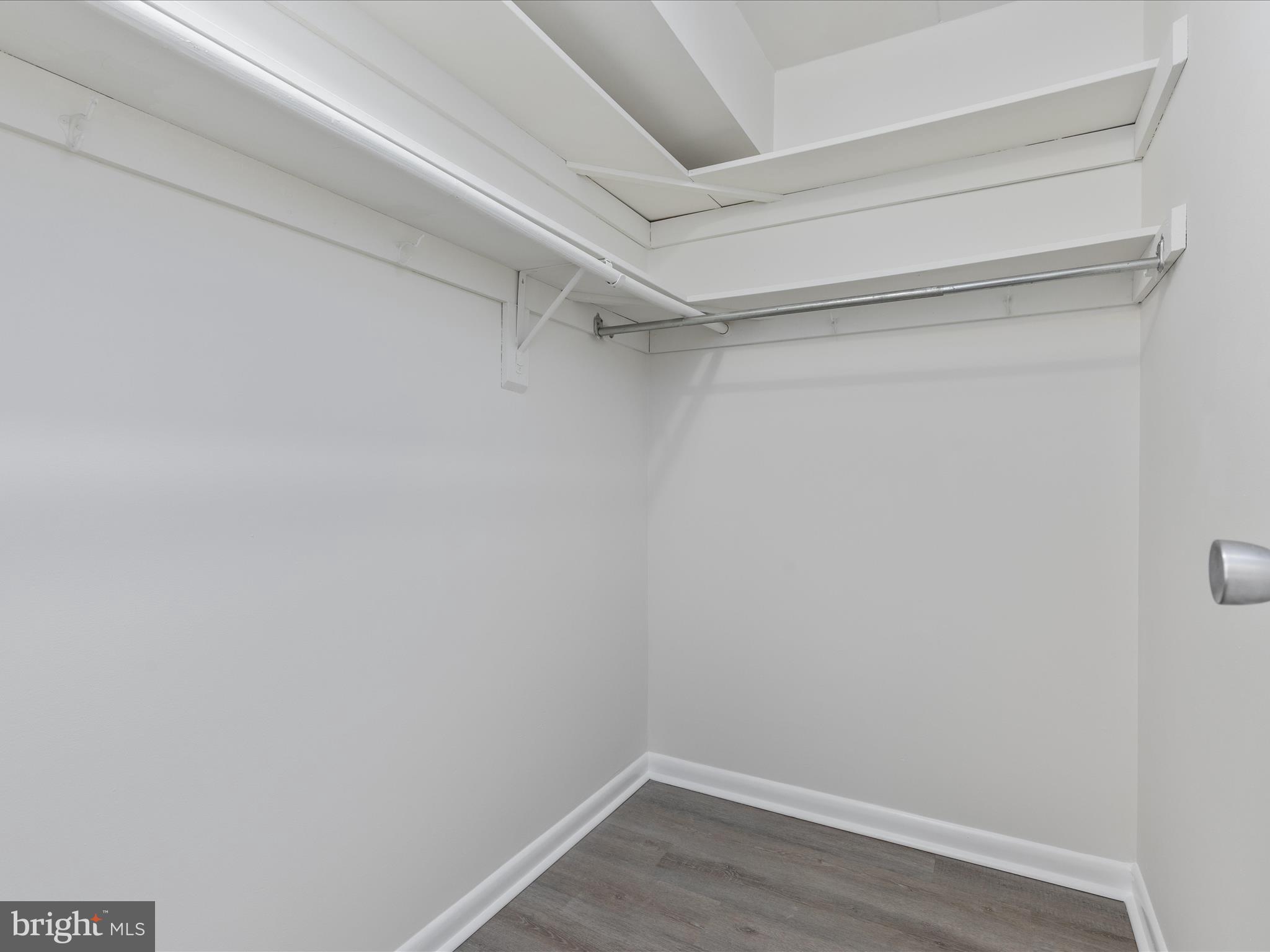 2321 Freetown Court, Unit 2B Reston, VA 20191 - Photo 15 of 25 2E6A7445 copy_2321 Freetown Ct _2B - Lisa Bradford