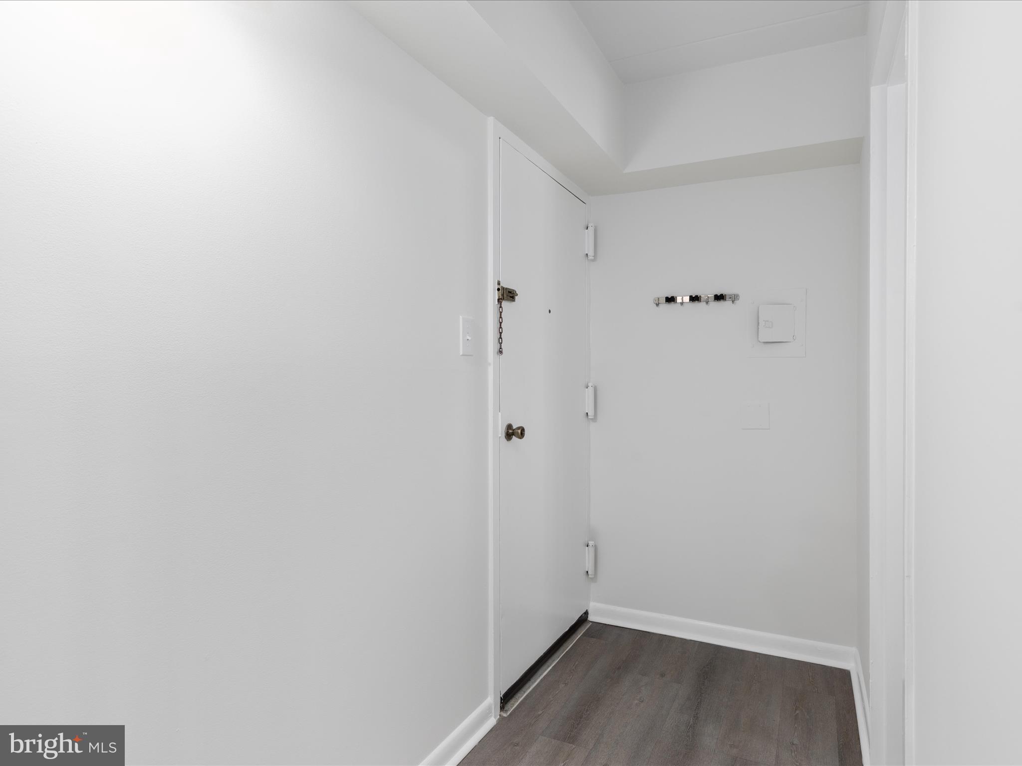 2321 Freetown Court, Unit 2B Reston, VA 20191 - Photo 16 of 25 2E6A7489 copy_2321 Freetown Ct _2B - Lisa Bradford