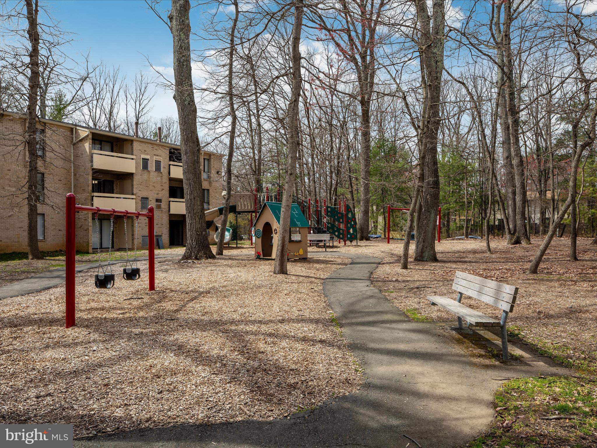 2321 Freetown Court, Unit 2B Reston, VA 20191 - Photo 24 of 25 2E6A7520 copy_2321 Freetown Ct _2B - Lisa Bradford