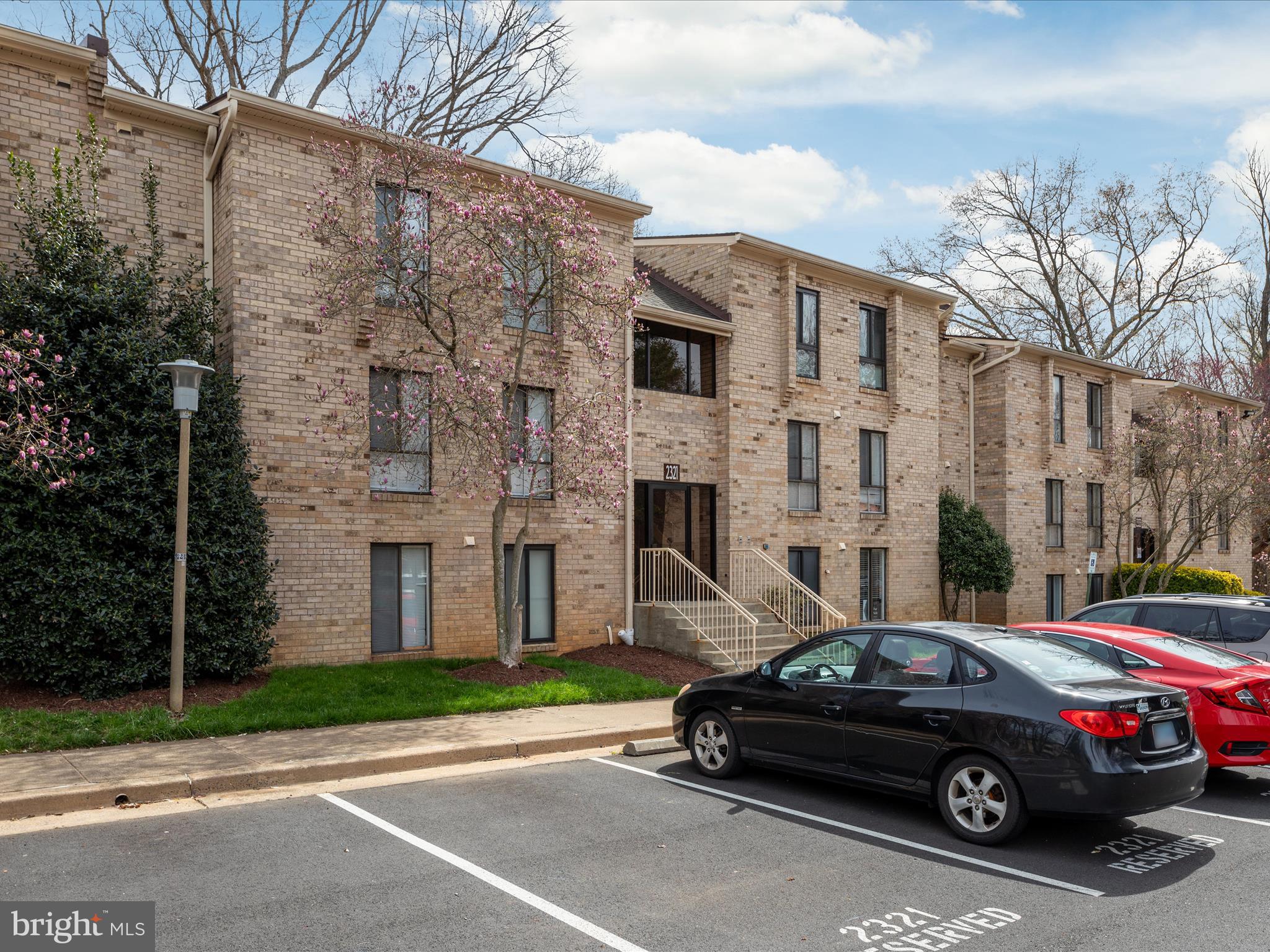 2321 Freetown Court, Unit 2B Reston, VA 20191 - Photo 25 of 25 2E6A7504_twilight_2321 Freetown Ct _2B - Lisa Brad