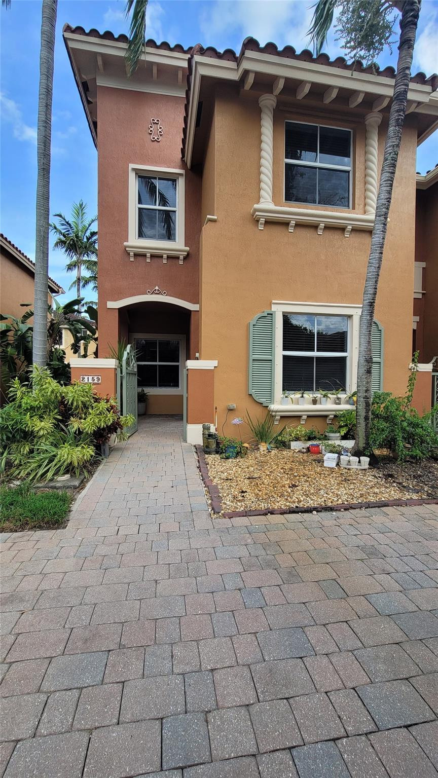 2159 Siena Terrace, Unit 401 Hollywood, FL 33021 - Photo 23 of 73 Photo 23