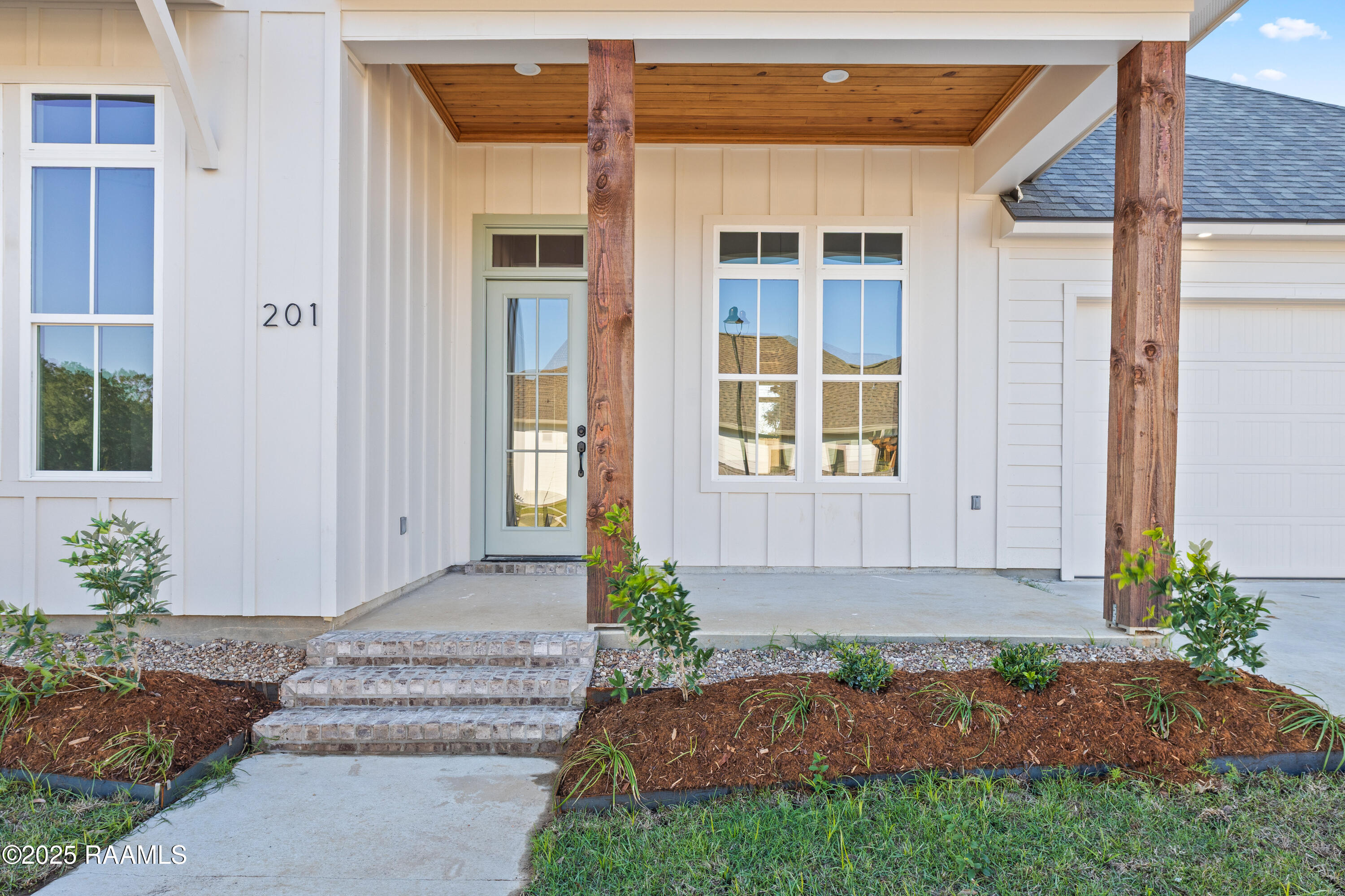 201 Porch View Drive Lafayette, LA 70508 - Photo 3 of 25 Front Porch