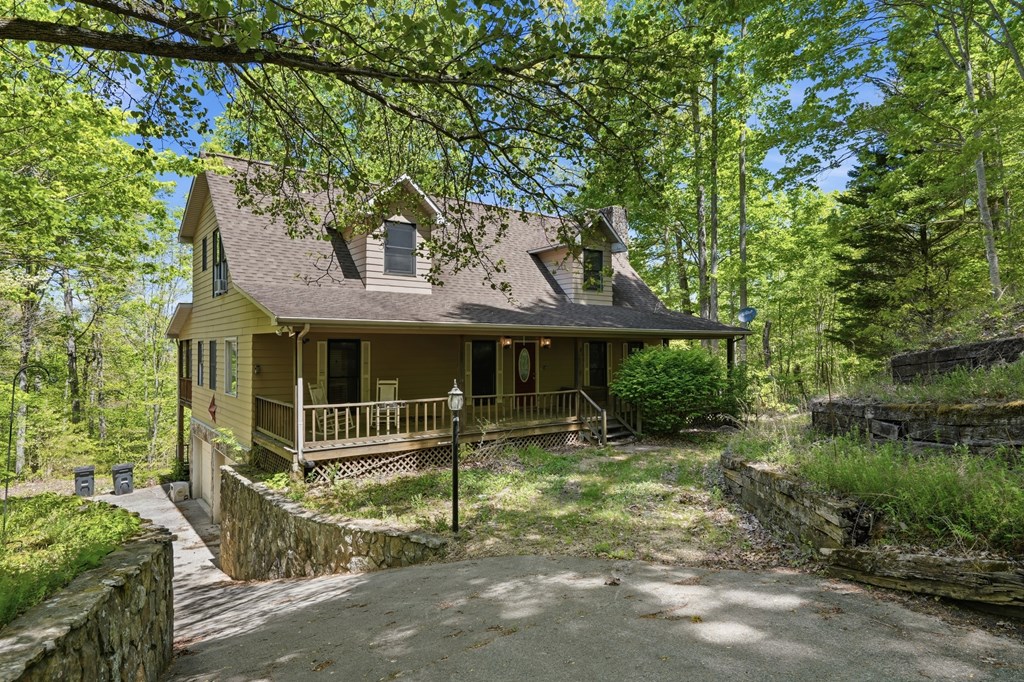 170 High Ridge Road Young Harris, GA 30582 - Photo 2 of 59 Gallery Image 2