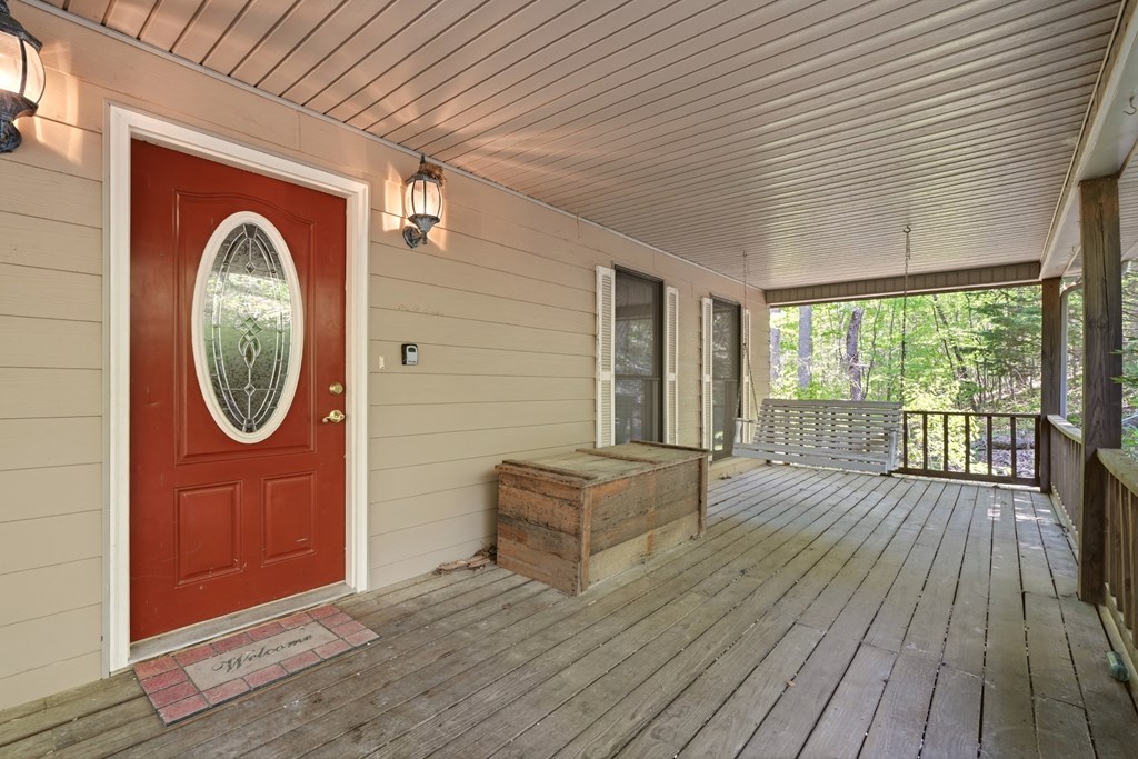 170 High Ridge Road Young Harris, GA 30582 - Photo 5 of 59 Gallery Image 5