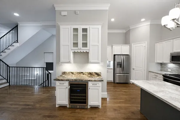 $3,590 | 1621 Shearn Street, Houston, TX 77007