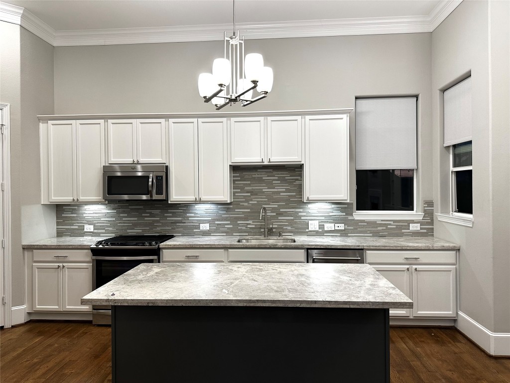 1621 Shearn Street Houston, TX 77007 - Photo 16 of 45