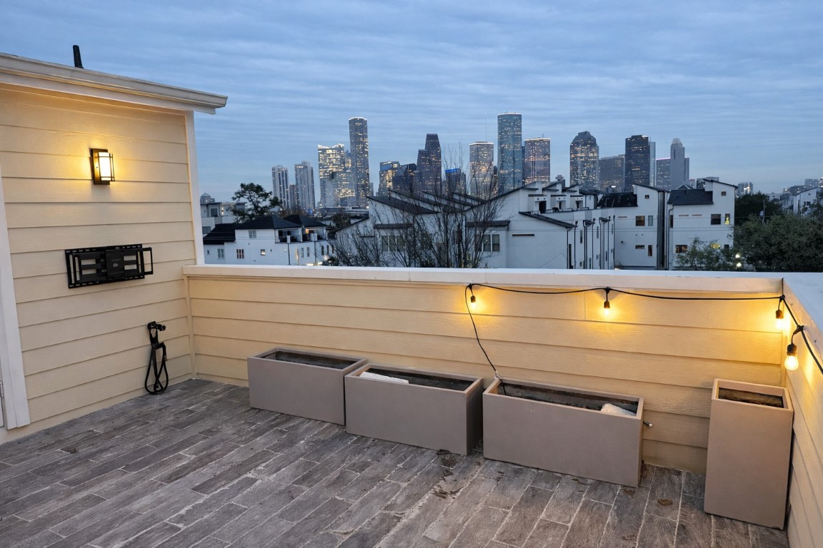 1621 Shearn Street Houston, TX 77007 - Photo 2 of 45