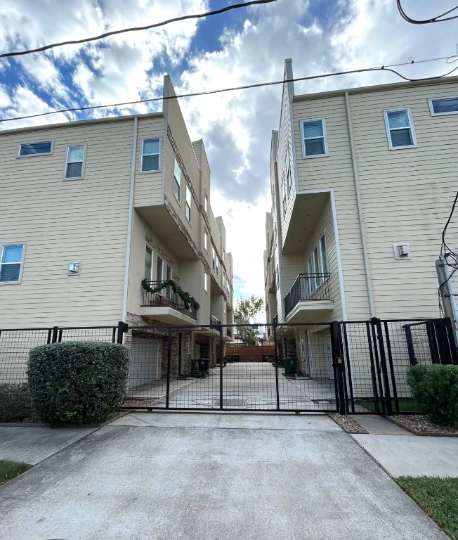 1621 Shearn Street Houston, TX 77007 - Photo 43 of 45