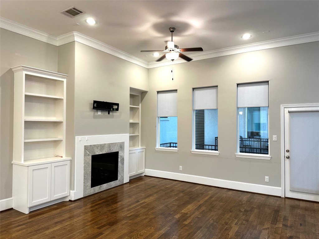 1621 Shearn Street Houston, TX 77007 - Photo 8 of 45