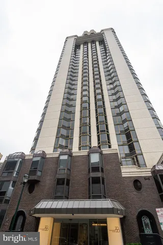 $324,900 | 2020 Walnut Street, Unit 19K, Philadelphia, PA 19103