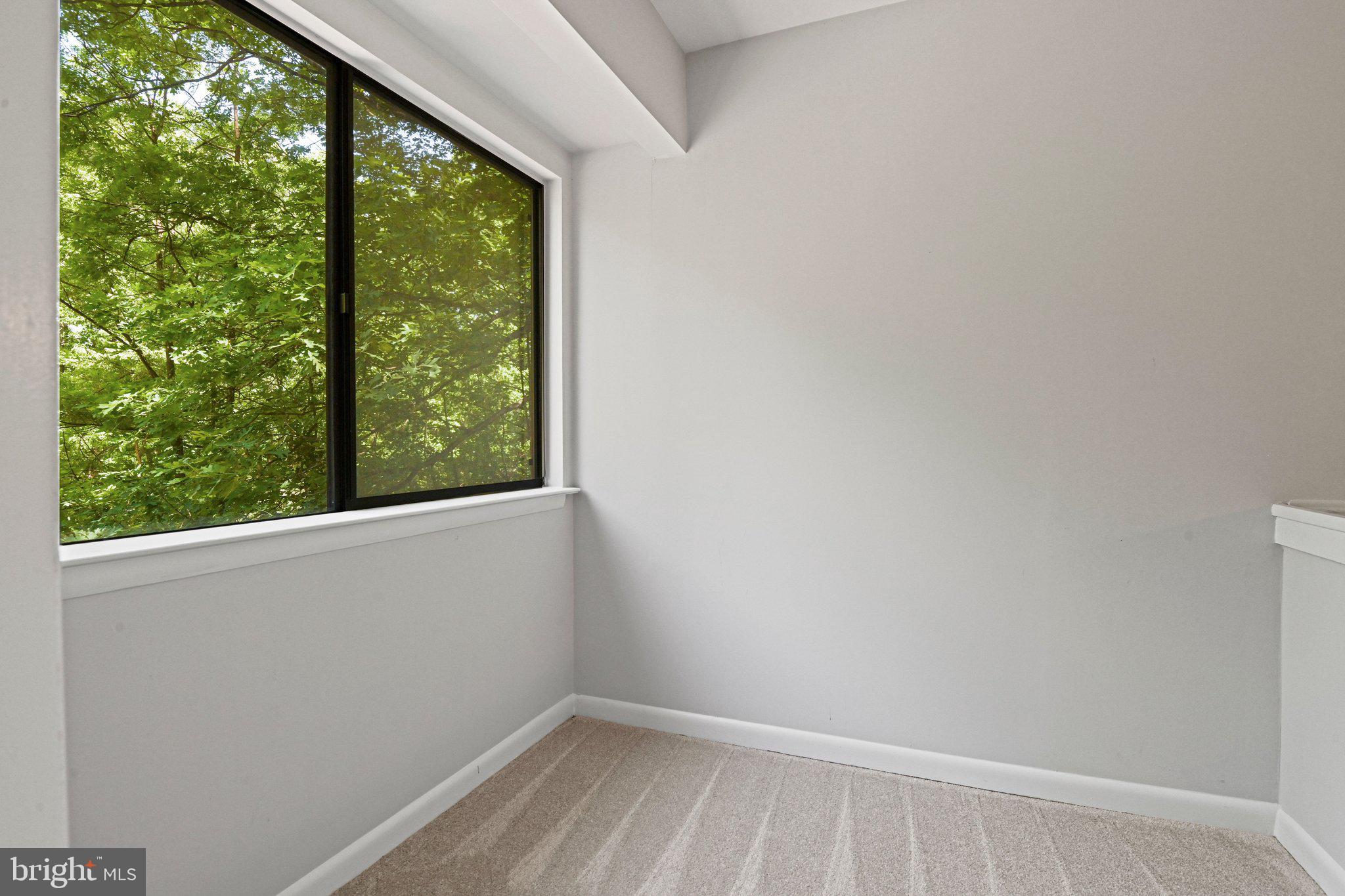 12001 Insha Court Reston, VA 20191 - Photo 20 of 43 Unique and versatile closet space