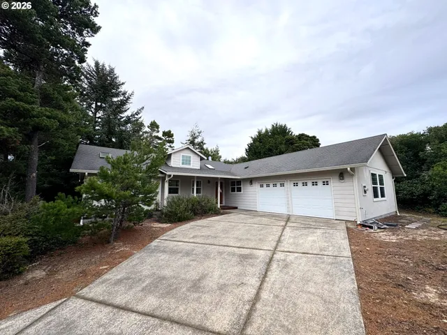 $520,000 | 87650 Saltaire Street, Florence, OR 97439