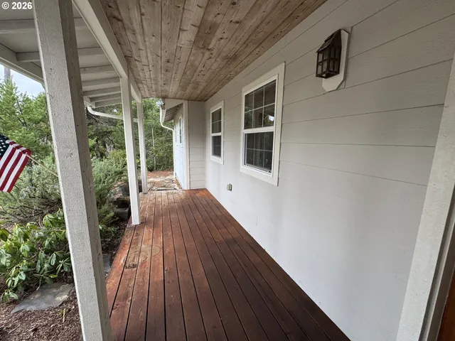 $520,000 | 87650 Saltaire Street, Florence, OR 97439