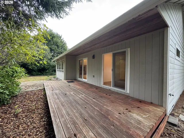 $520,000 | 87650 Saltaire Street, Florence, OR 97439