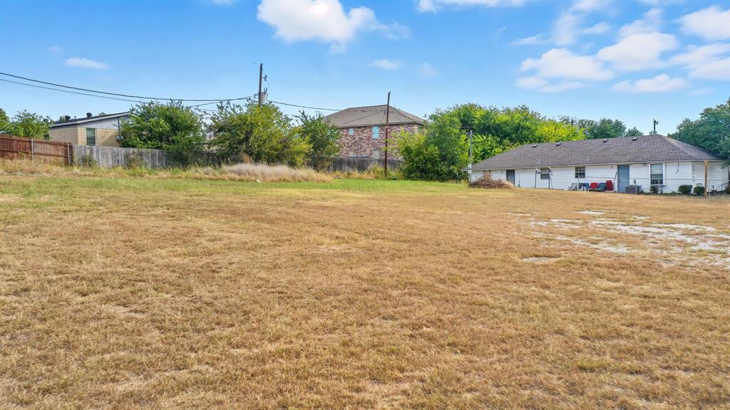 Tbd White Settlement Road Fort Worth, TX 76108 - Photo 11 of 12 View of yard