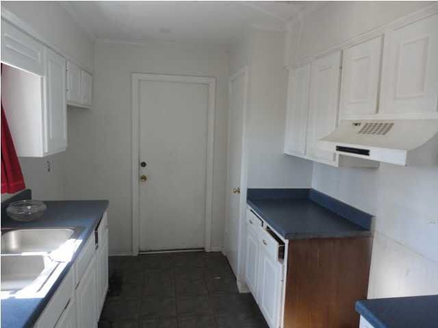 119 Cumberland Road Brandon, MS 39047 - Photo 4 of 8 Kitchen