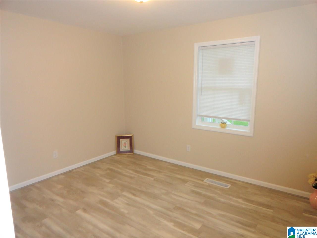 402 View Drive Warrior, AL 35180 - Photo 9 of 27