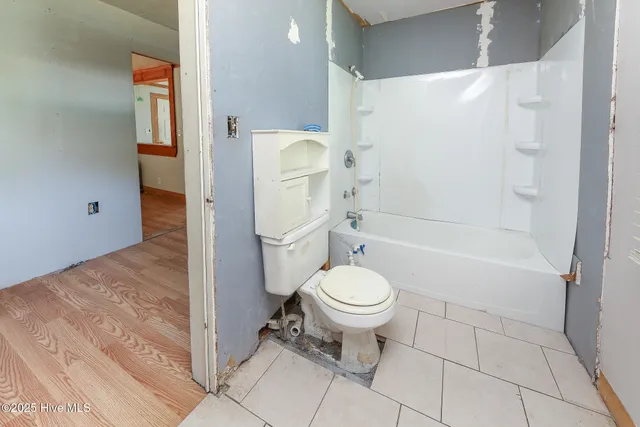 $225,000 | 8533 Caratoke Highway, Powells Point, NC 27966