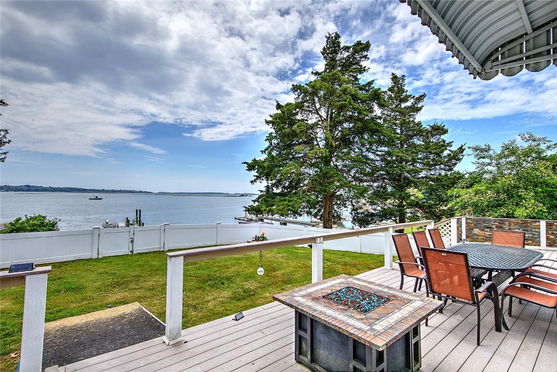 1680 Drift Road Westport, MA 02790 - Photo 9 of 32