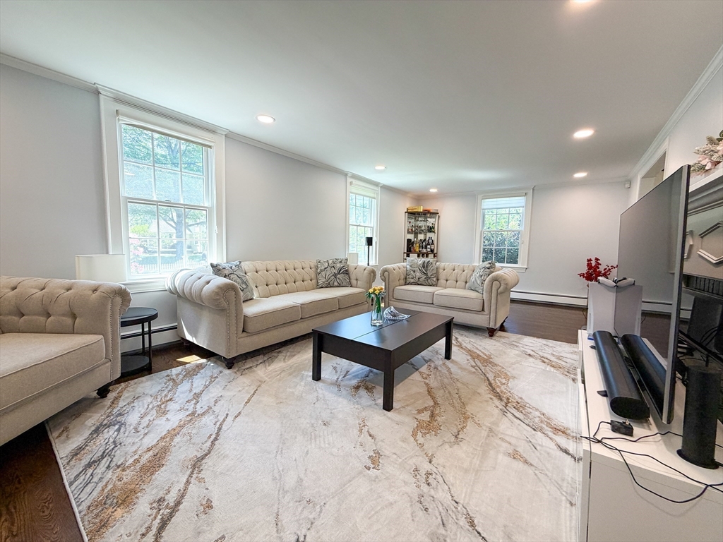 3 Sprague Road Wellesley, MA 02481 - Photo 9 of 33