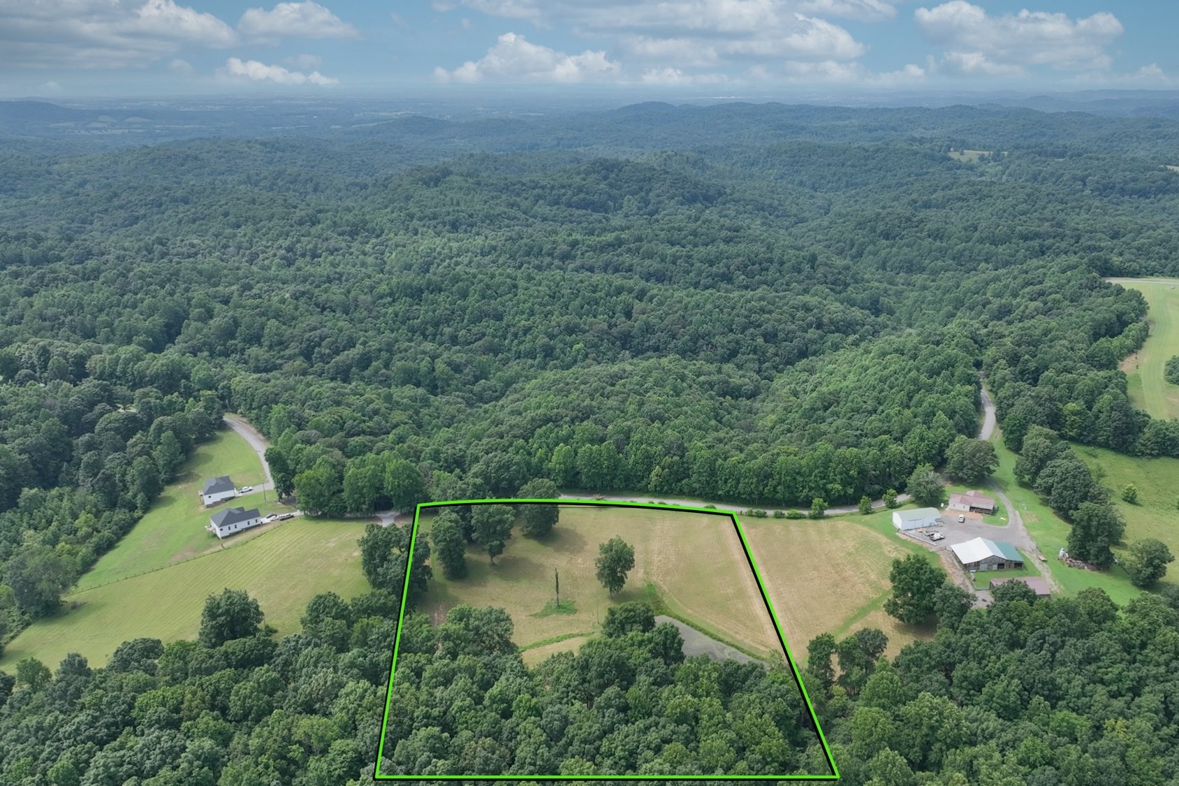 0 Hog Back Ridge Road Bethpage, TN 37022 - Photo 23 of 39 a view of a balcony with outdoor space and garden