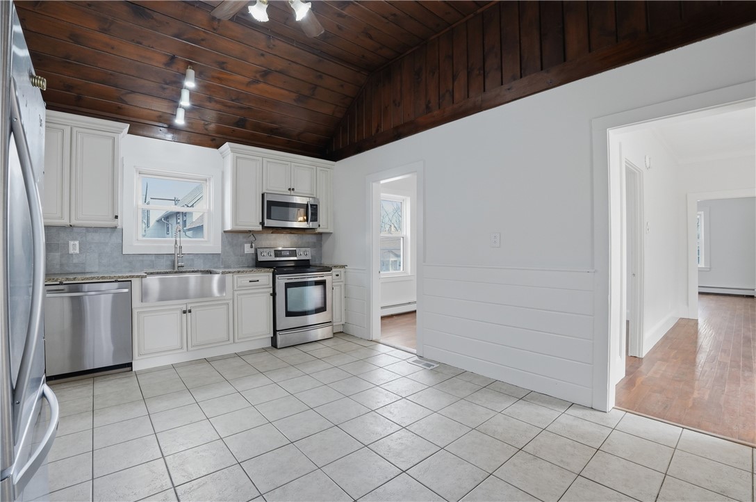 32 Broad Street Burrillville, RI 02859 - Photo 12 of 31