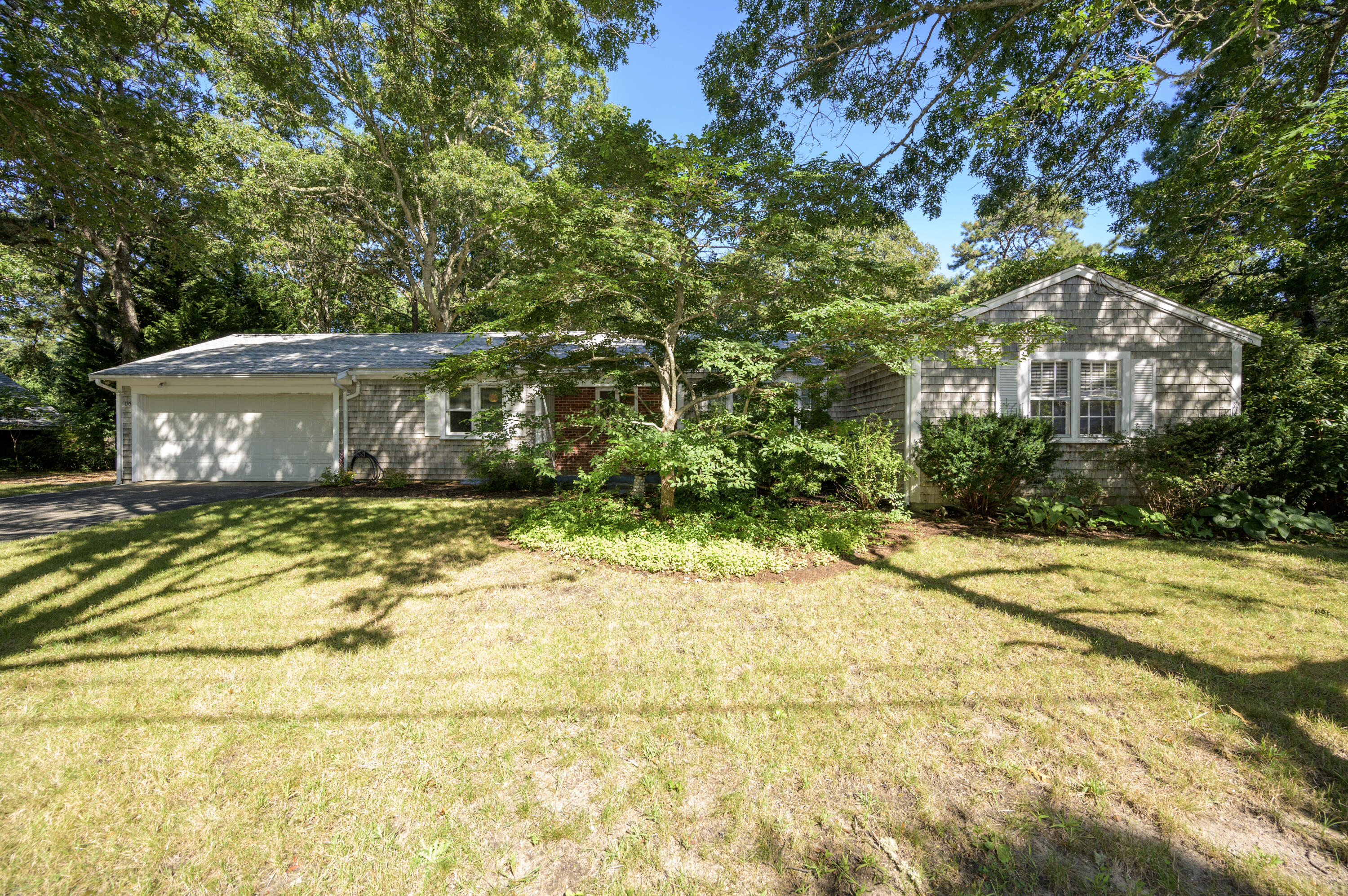 32 Blueberry Hill Road Barnstable, MA 02601 - Photo 1 of 31 1