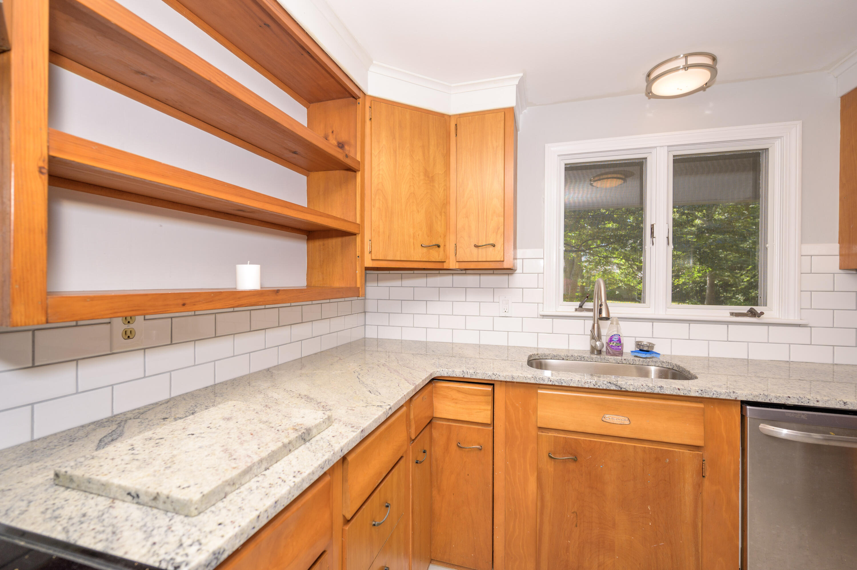 32 Blueberry Hill Road Barnstable, MA 02601 - Photo 12 of 31 12