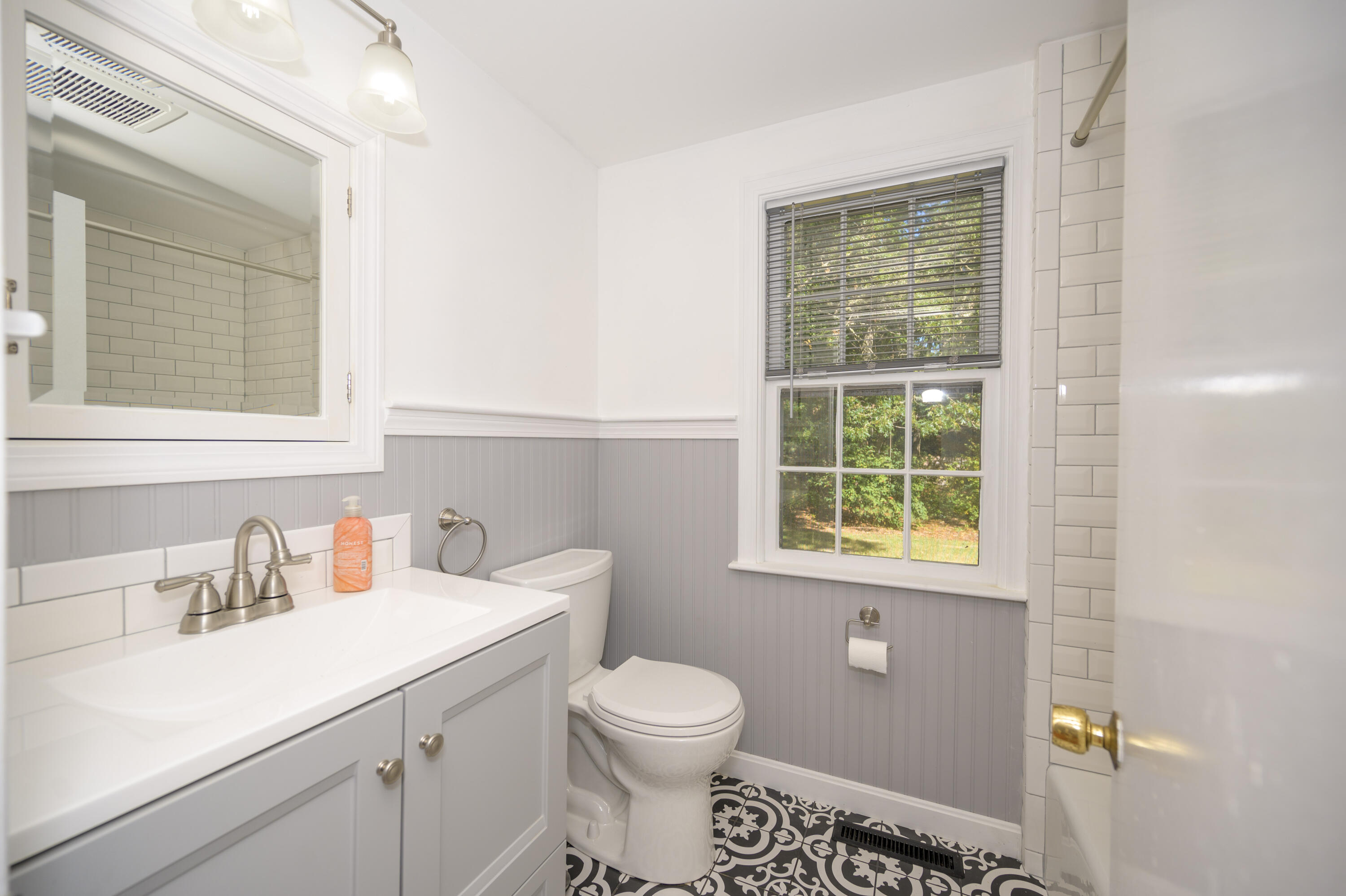 32 Blueberry Hill Road Barnstable, MA 02601 - Photo 18 of 31 18