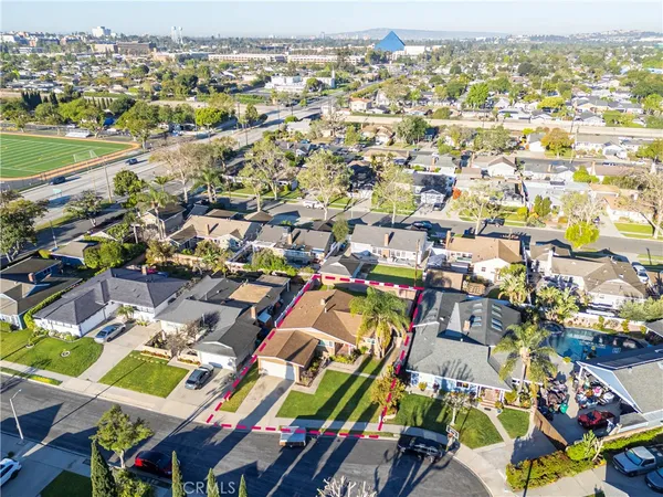 $995,000 | 1821 Ostrom Avenue, Long Beach, CA 90815