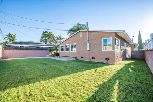 $995,000 | 1821 Ostrom Avenue, Long Beach, CA 90815