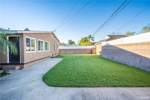 $995,000 | 1821 Ostrom Avenue, Long Beach, CA 90815