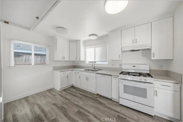 $995,000 | 1821 Ostrom Avenue, Long Beach, CA 90815