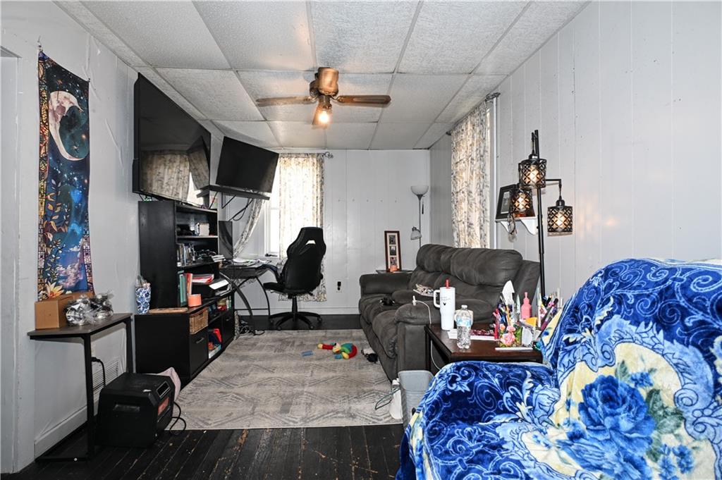 27 1st Street Houston, PA 15342 - Photo 16 of 50