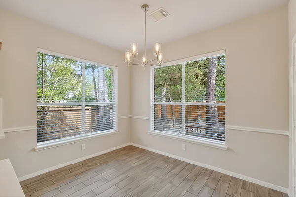 $2,350 | 18 Maize Meadow Place, The Woodlands, TX 77381