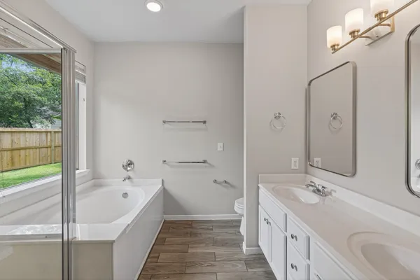 $2,350 | 18 Maize Meadow Place, The Woodlands, TX 77381