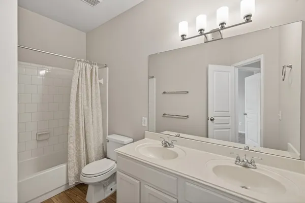 $2,350 | 18 Maize Meadow Place, The Woodlands, TX 77381