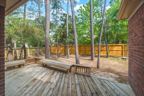 $2,350 | 18 Maize Meadow Place, The Woodlands, TX 77381