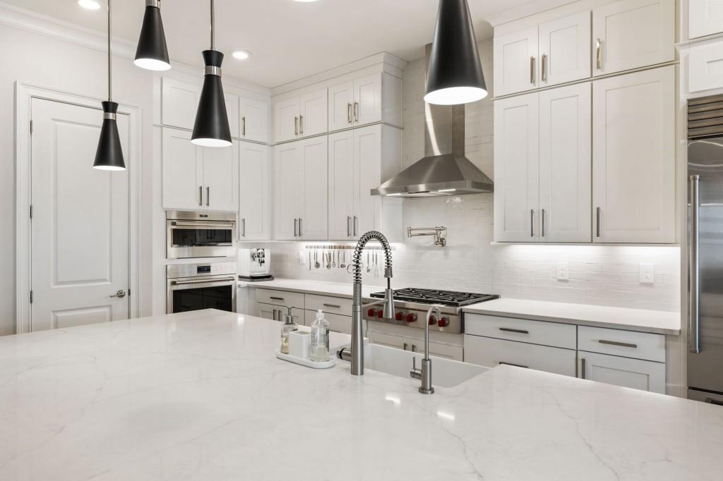 225 Anglin Walk Alpharetta, GA 30009 - Photo 19 of 84