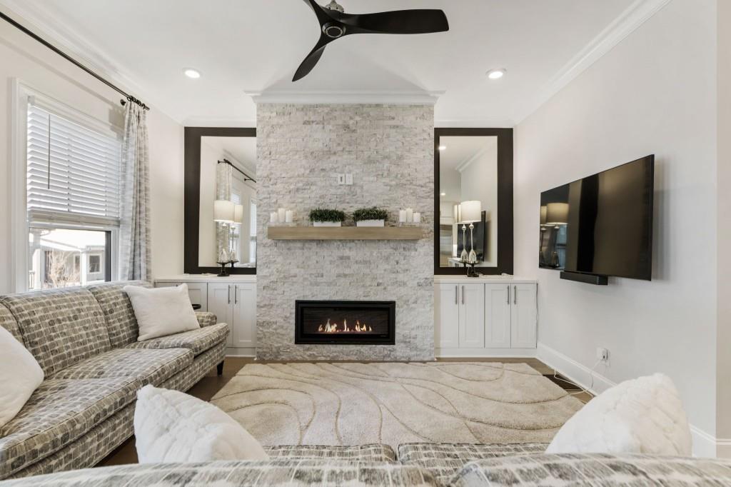 225 Anglin Walk Alpharetta, GA 30009 - Photo 3 of 84