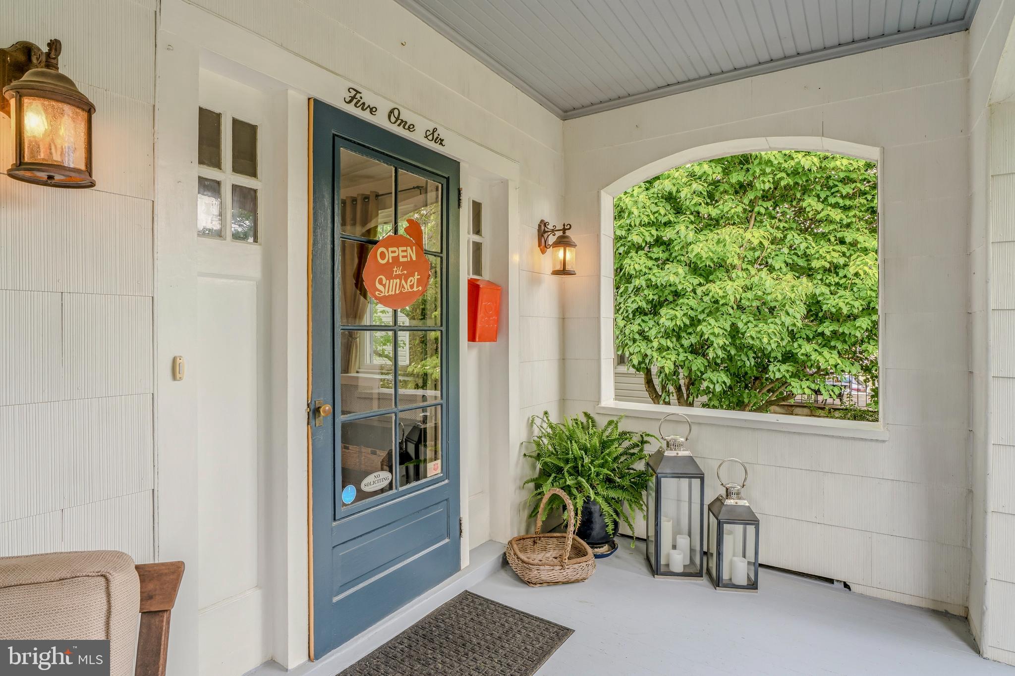 516 Dunkirk Road Baltimore, MD 21212 - Photo 6 of 55 Front Porch
