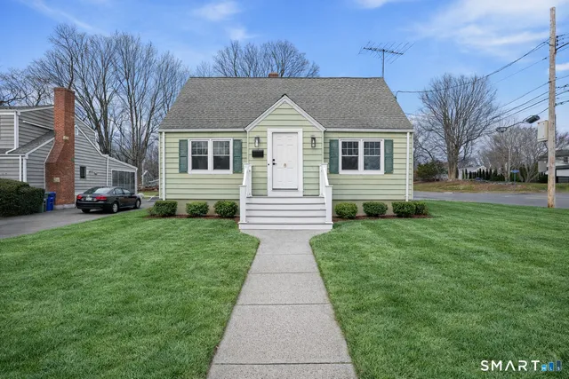 $5,000 | 8 Raleigh Road, Bridgeport, CT 06606