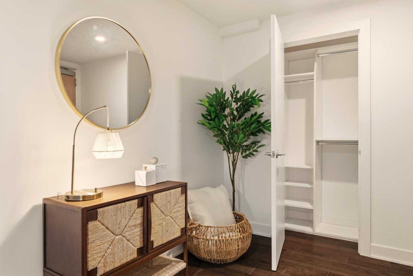 318 Main Street, Unit 6B San Francisco, CA 94105 - Photo 27 of 40 a vase of flowers sitting on a table near a window