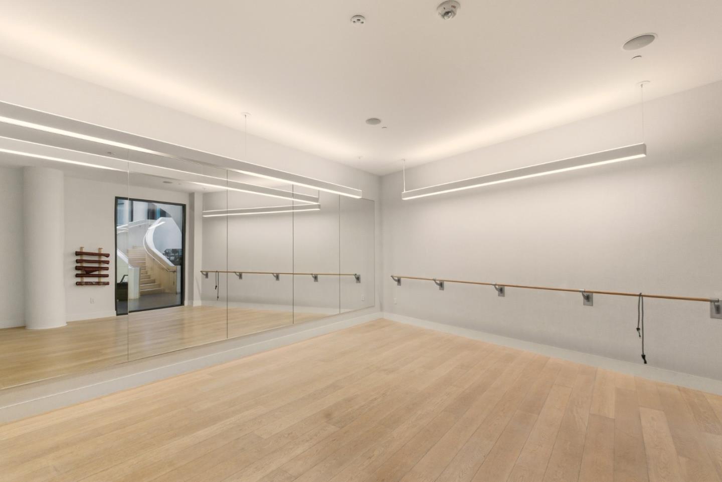 318 Main Street, Unit 6B San Francisco, CA 94105 - Photo 35 of 40 a view of empty room