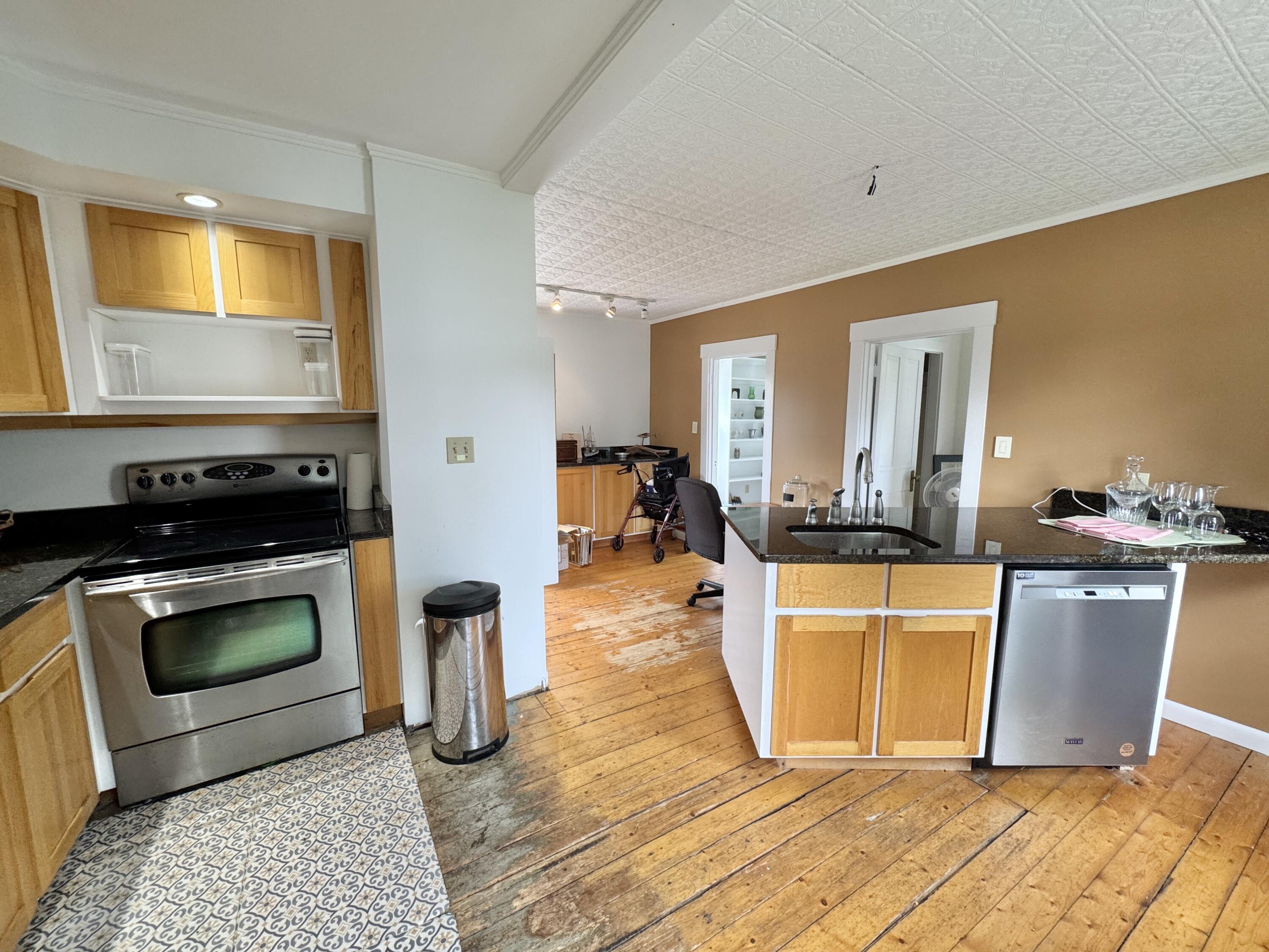 105 Main Street Bucksport, ME 04416 - Photo 12 of 32 20250701_182516497_iOS