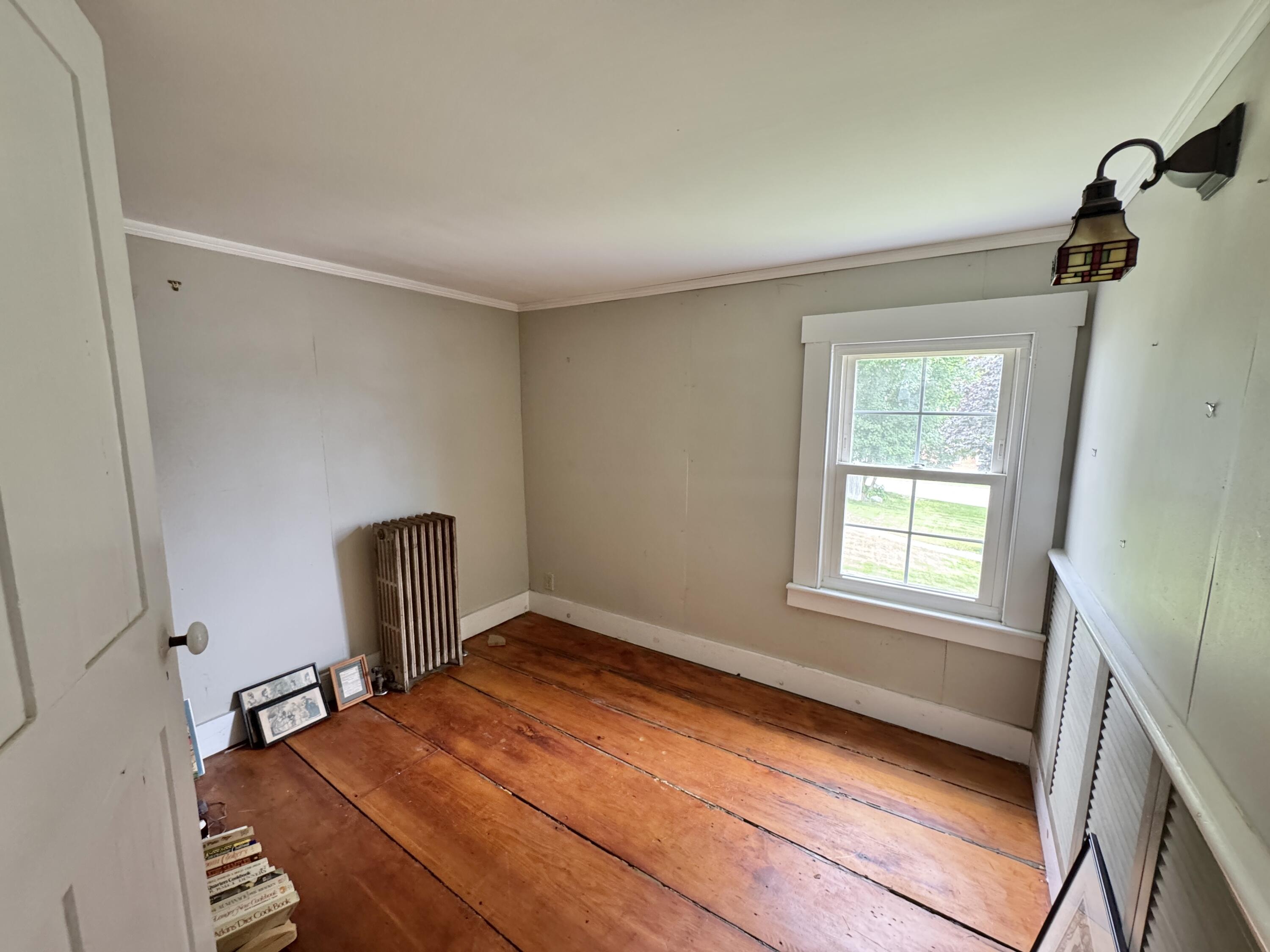 105 Main Street Bucksport, ME 04416 - Photo 20 of 32 20250701_181649551_iOS