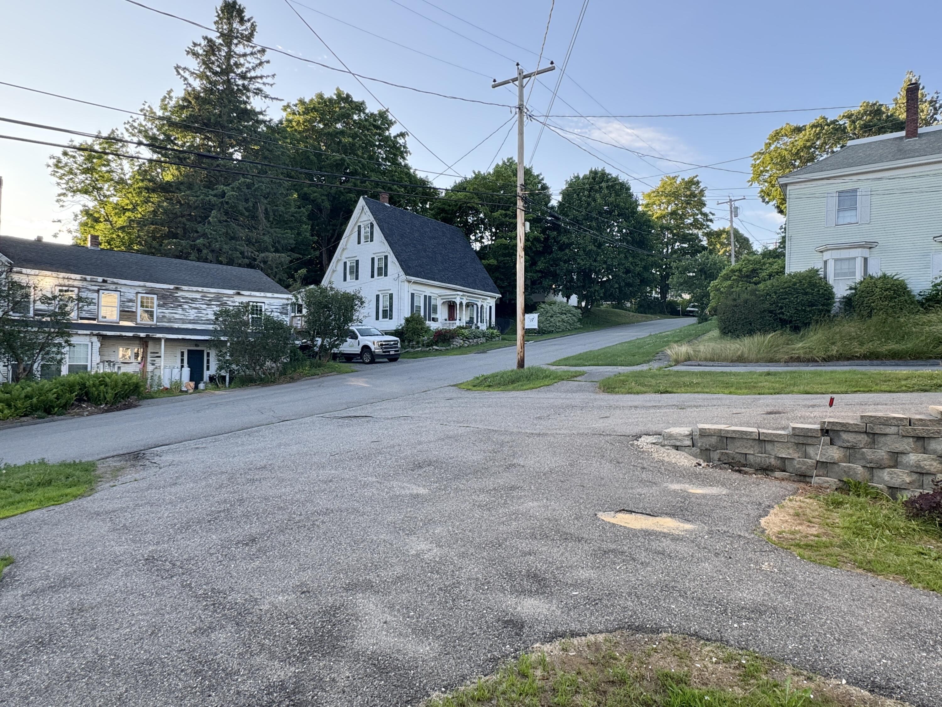 105 Main Street Bucksport, ME 04416 - Photo 30 of 32 20250630_231503284_iOS