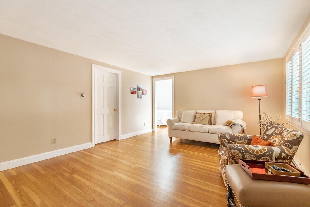 35 Judge Road Lynn, MA 01904 - Photo 7 of 34 Gallery Image 7