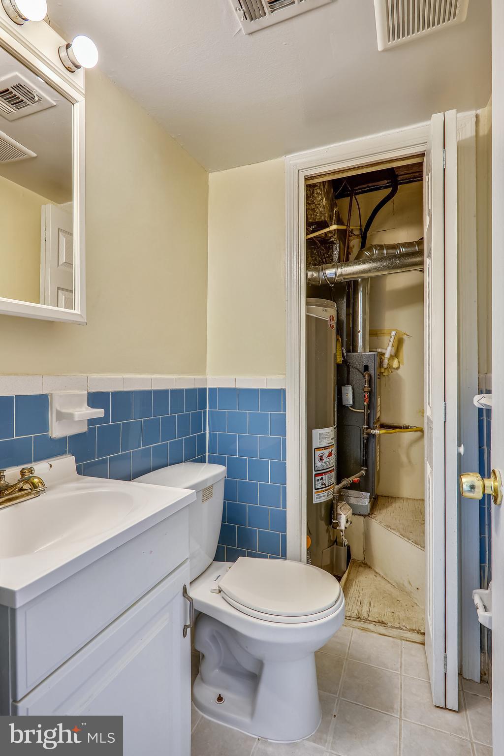1703 Addison Road South, Unit 1705 District Heights, MD 20747 - Photo 3 of 22