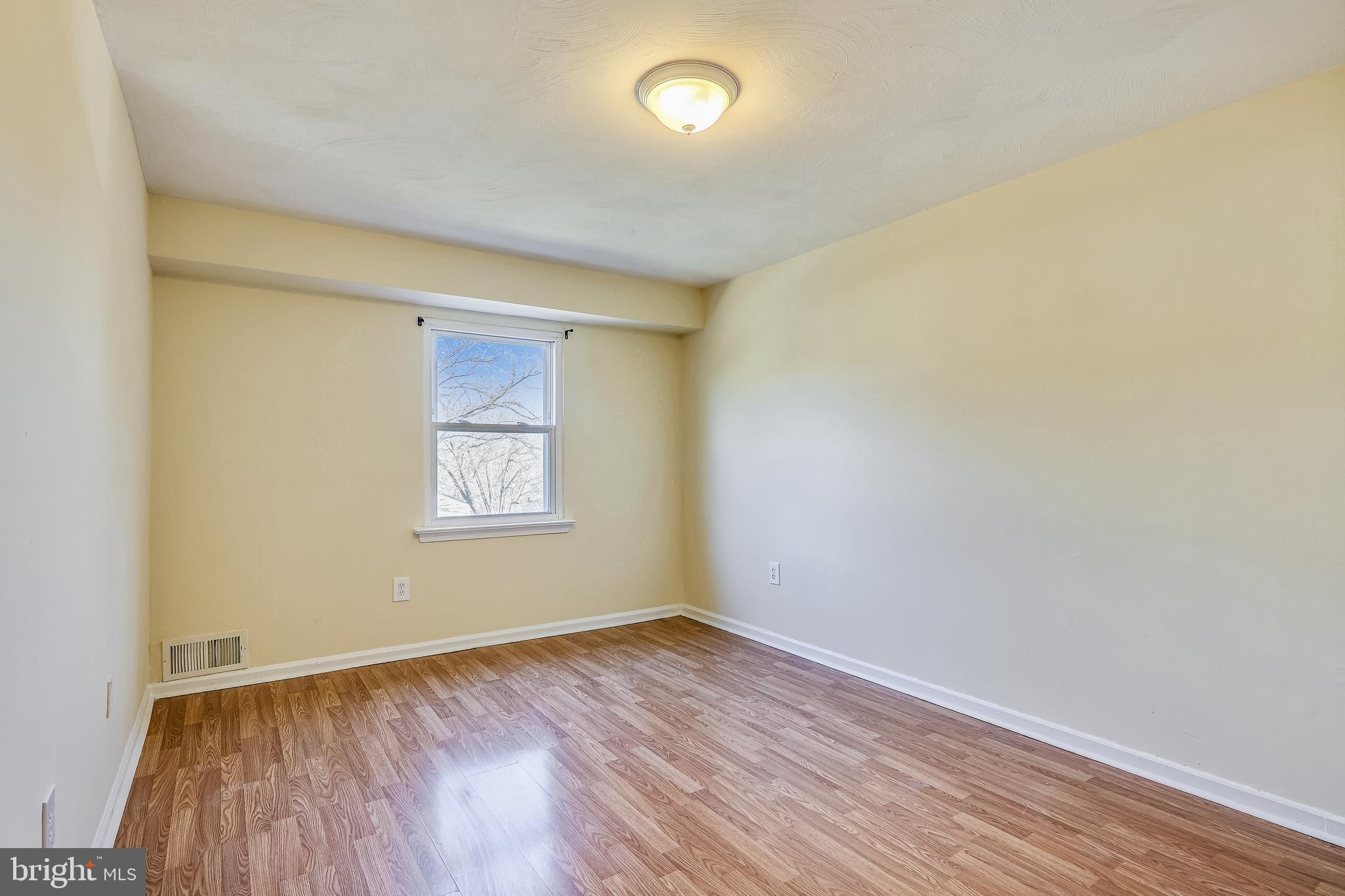 1703 Addison Road South, Unit 1705 District Heights, MD 20747 - Photo 7 of 22